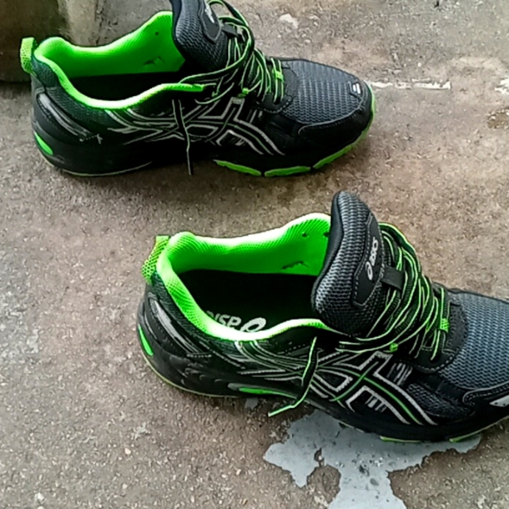 Asic shoes size 9.5